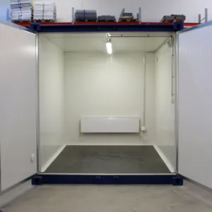 Ny 10 fods isoleret container – kompakt løsning til helårsopbevaring