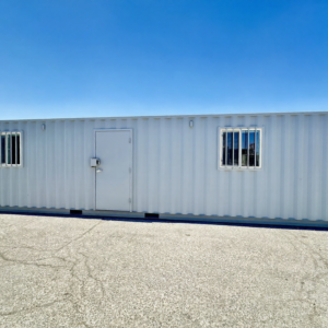 40 fods kontorcontainer – en rummelig og fleksibel løsning