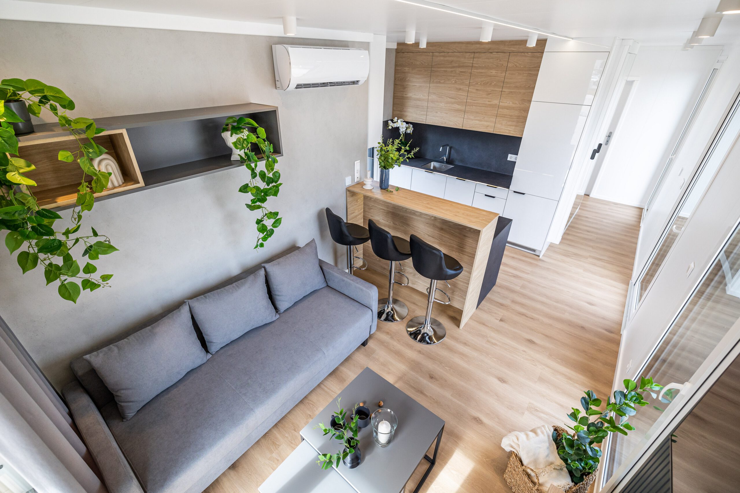 A-JB-Golden-Sky-innen-2023-10-scaled